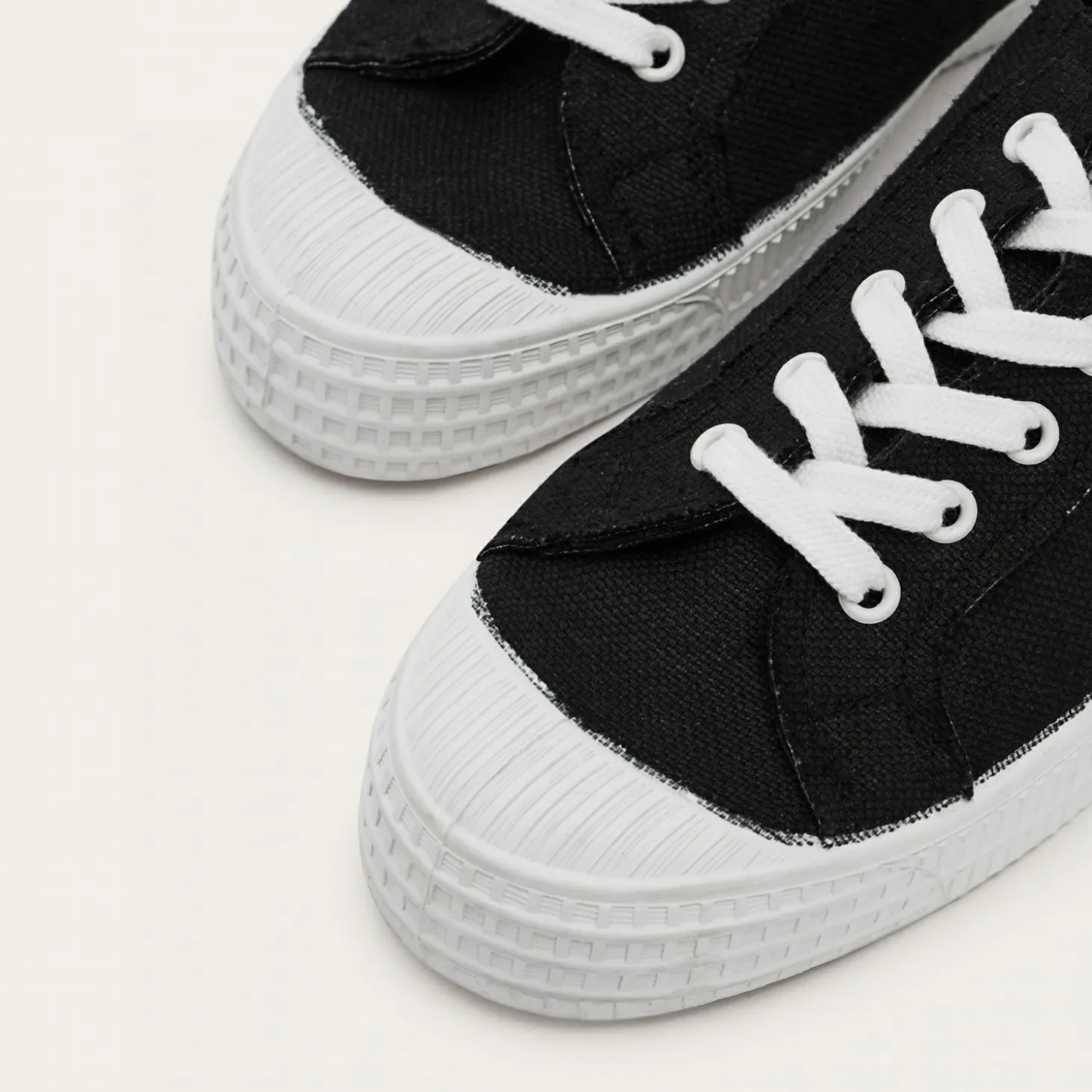 Novesta Star Master Sneakersy Meskie Vegan, Czarne Na Bialym